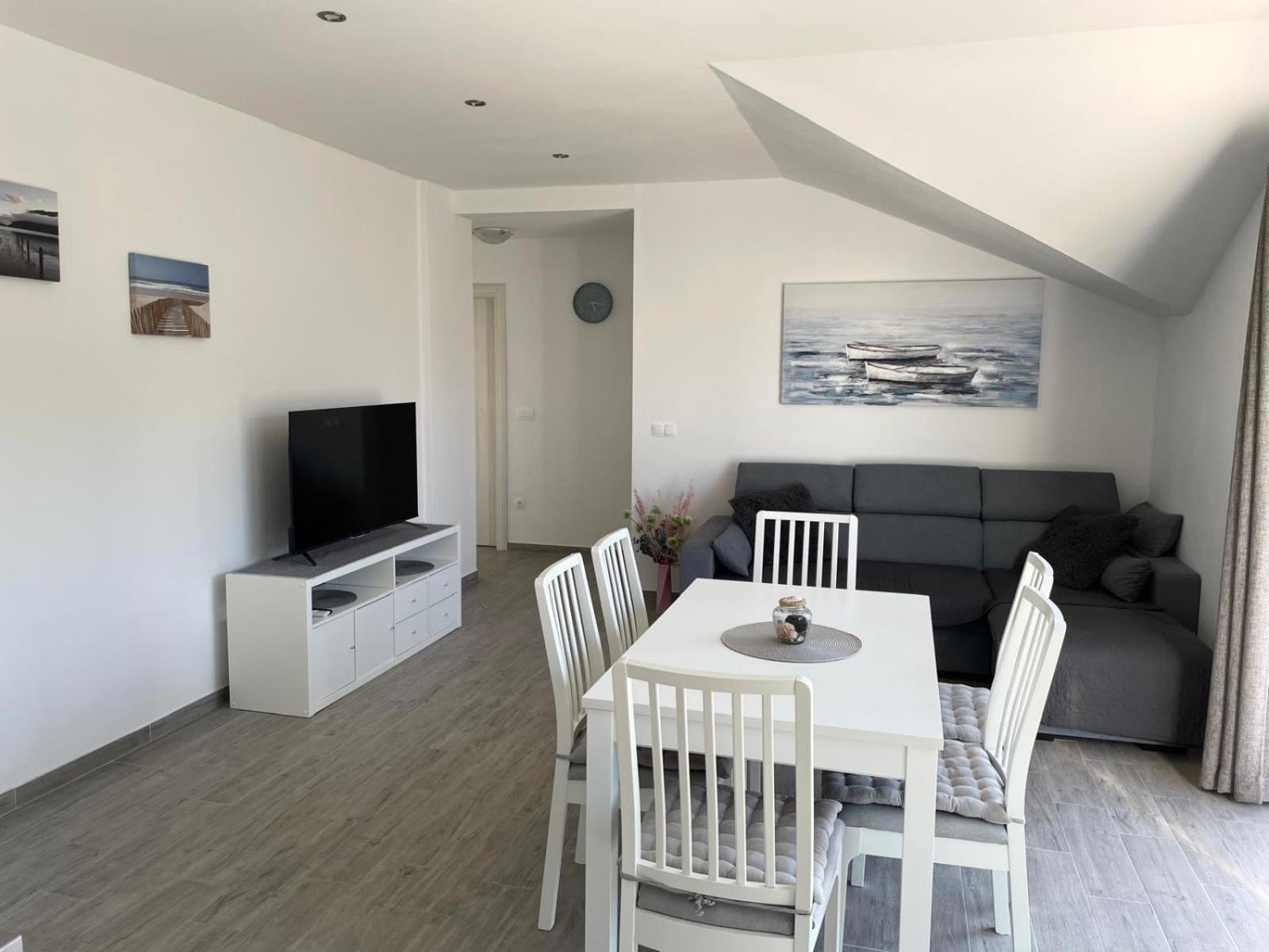 Apartments Kostelic Murter Eksteriør billede